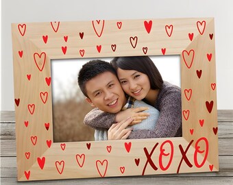 Heart Pattern with XOXO Wooden Picture Frame, Couples Gifts, Valentine's Gifts, Valentines Day Gift, Anniversary Gift, Love gifts