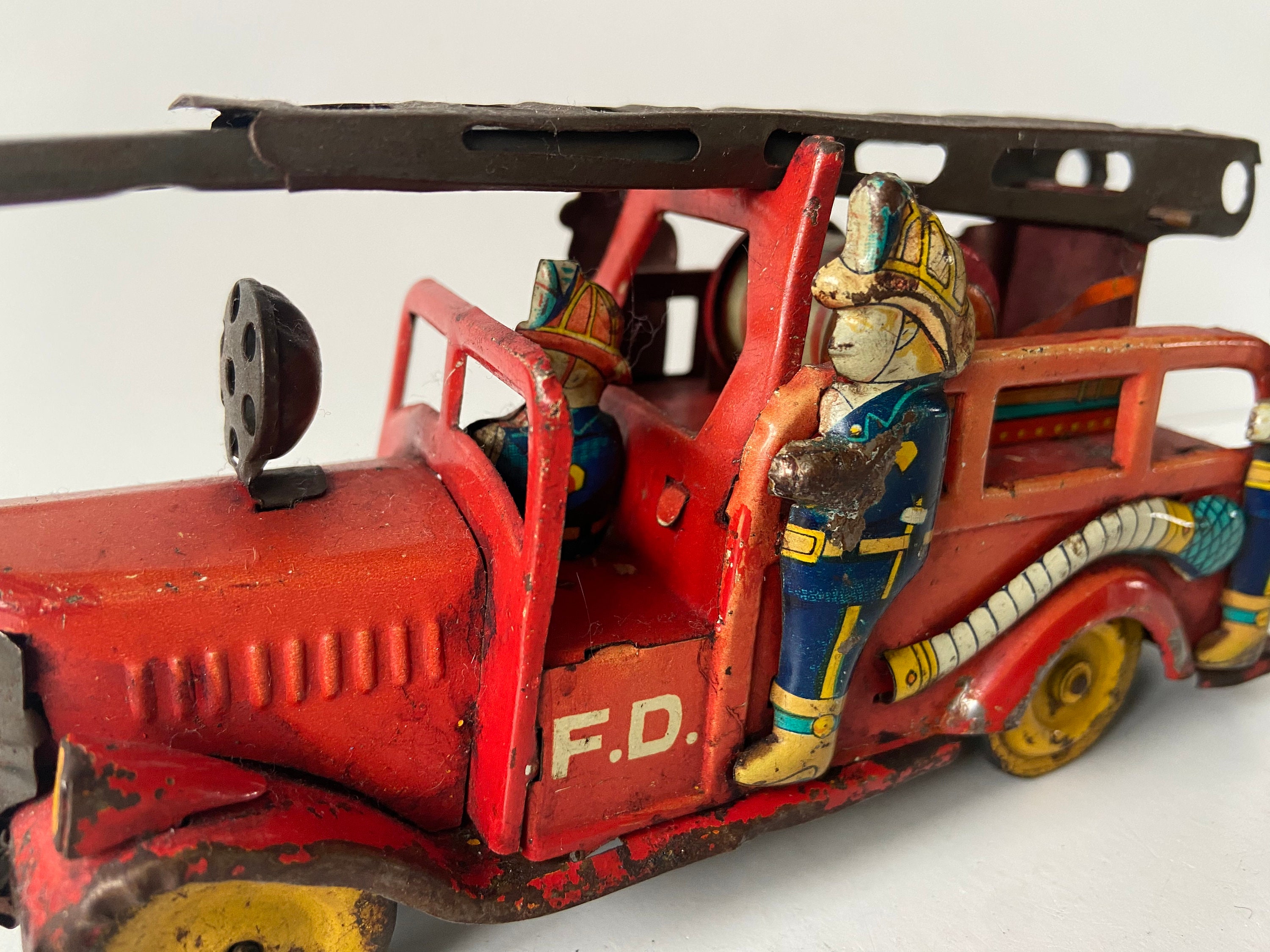 Tin Toys - Fire Truck - Fire Engine - SSS Japan Fire Dept