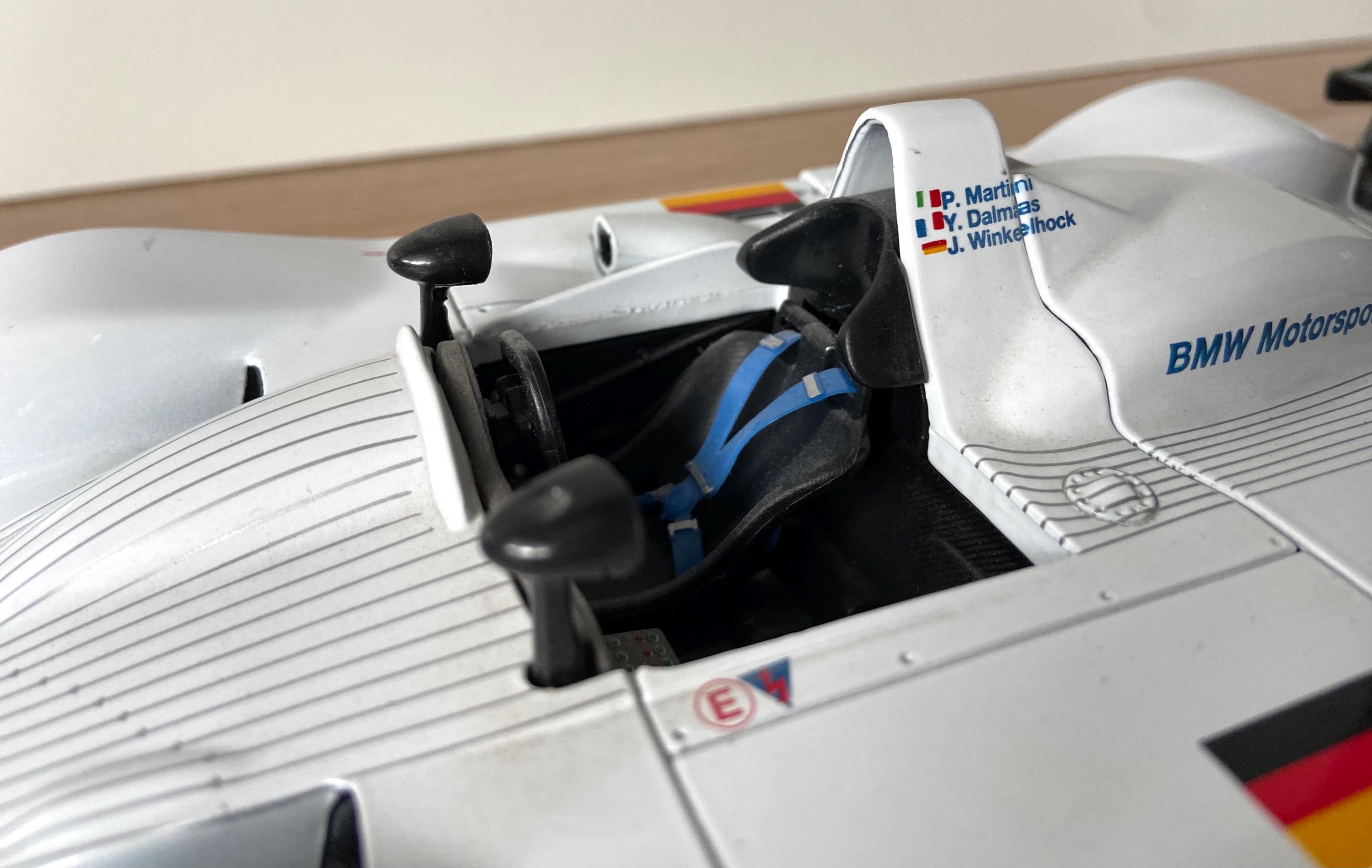 BMW V12 LMR 1999 - Winner - 1:18 - Maisto - Vintage Model BMW V12 LMR 1999 - Winner - 1:18 - Maisto - Vintage Model