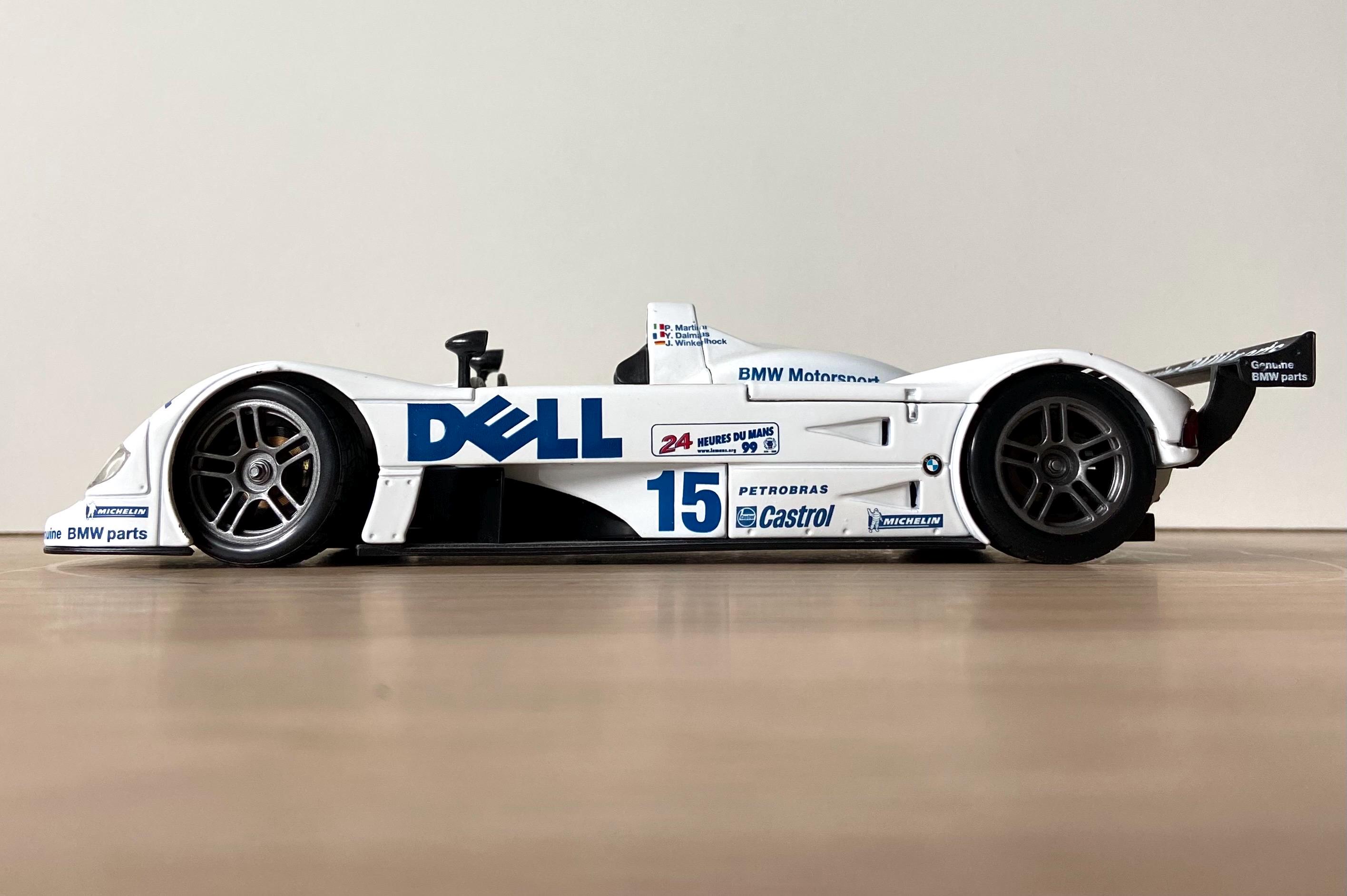 BMW V12 LMR 1999 - Winner - 1:18 - Maisto - Vintage Model BMW V12 LMR 1999 - Winner - 1:18 - Maisto - Vintage Model