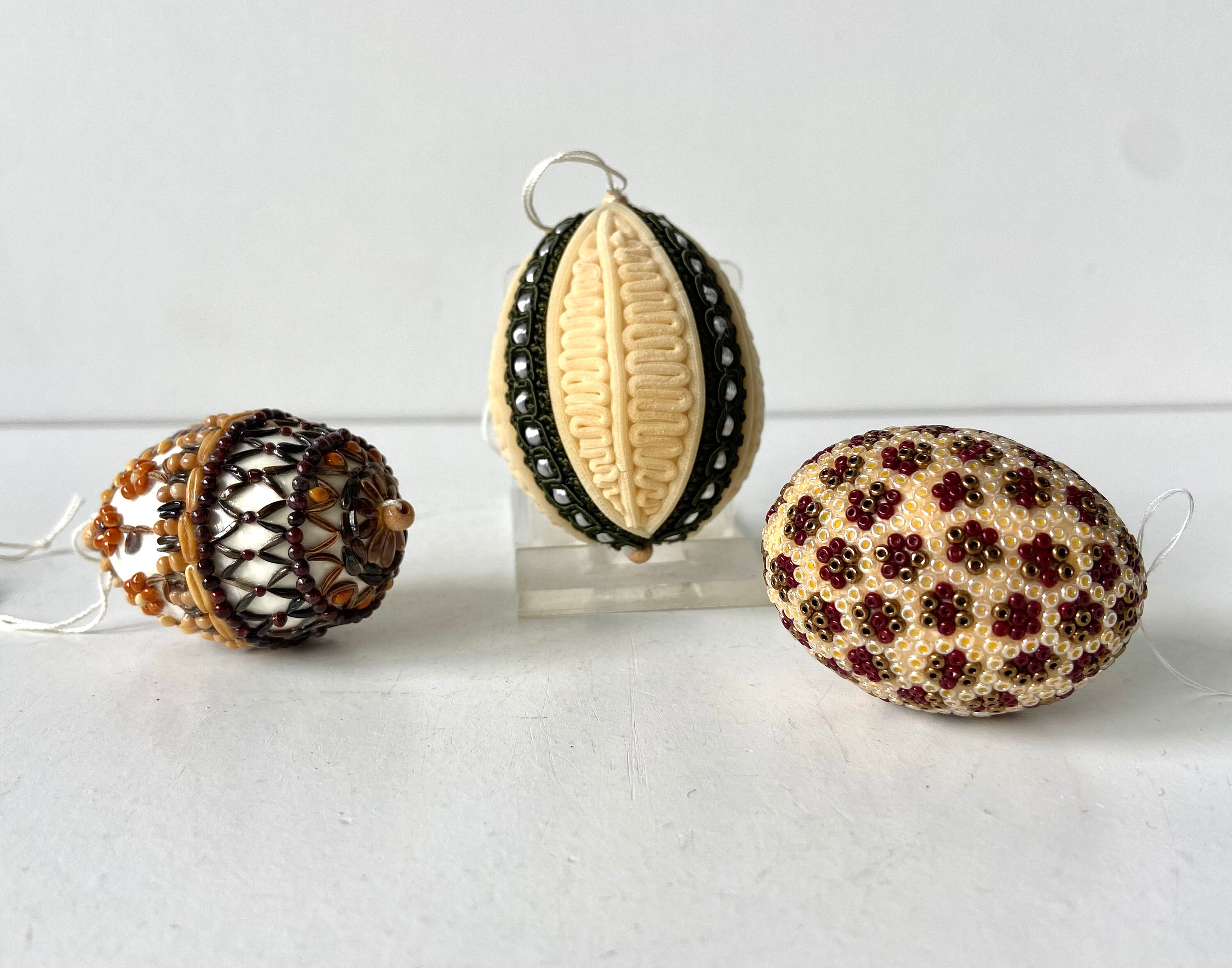 Trois œufs de Pâques - Helmut Meister - Perleneier - Oeuf de poule - Allemagne - Pâques - Vintage - Art - Oeuf - Oeufs