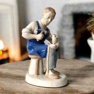 Vintage Grafenthal Carl Schneider - Shoemaker - Shoemaker - Craft - German porcelain - Figurine - Image
