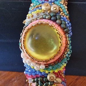 Halbstarres Sonnenarmband