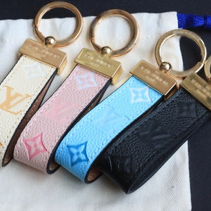 LV iridescent Apple Watch bands 🍎 - BossyBags & More