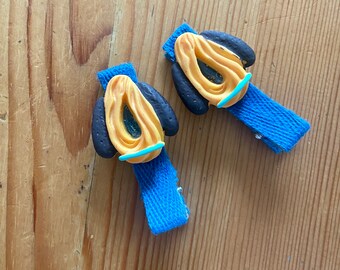 Disney non-slip, no tug Pluto churro dessert hair clip. Great for babies, toddlers, kids and adults. Fully lined clip with cotton fabric.