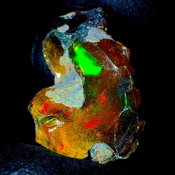 エチオピアウェロ産オパール 原石 ジュエリー グレード 鉱物標本