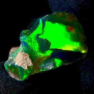 Black Dry Opal Gemstone, Natural Fire Opal rough Ethiopian - 3.75 Ct 14x13x7 MM