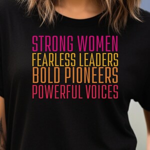 Internationaler Frauentag Shirt, Inspirational Shirt, Frauen Empowerment Shirt, Geschenk für sie, Tinte und Zitate, selbstbewusst, stark, unabhängig