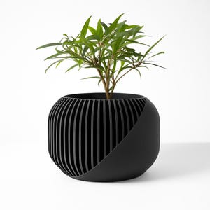 3D Printed Planter with Drip Tray - Modern Sculptural Indoor Plant Pot, Decorative Geometric Flower Container for Home or Office