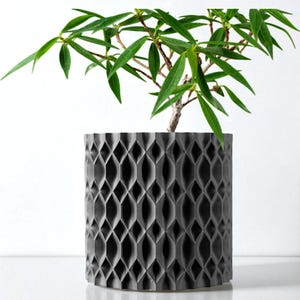 Moderner 3D gedruckter Blumentopf mit passendem Tablett - Geometrischer schwarzer Blumentopf, minimalistischer Zimmerpflanzentopf, einzigartiges Wohndekor
