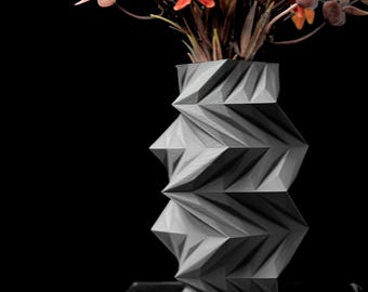 Geometric Wave Vase - Modern 3D Printed Sculpture, Faceted Decor