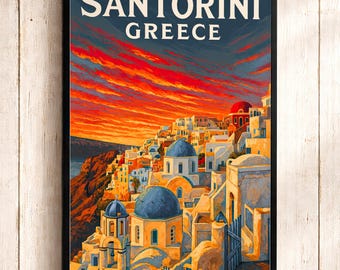 Op de afbeelding: Een ingelijste reisposter met de tekst SANTORINI GREECE bovenaan. Het kunstwerk toont een dorp op een heuvel met witte gebouwen en blauwe koepels onder een levendige oranje en rode zonsonderganglucht, tegen een achtergrond van een donkerblauwe zee.