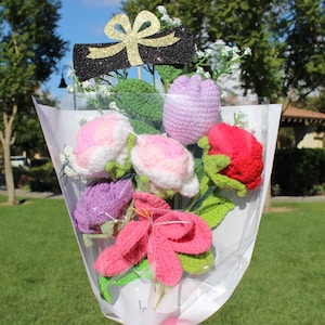 Graduation Crochet Bouquet, Five Flower Bouquet, Graduation Bouquet, Hand Made Crochet Bouquet, Anniversary Bouquet, Congratulations Bouquet