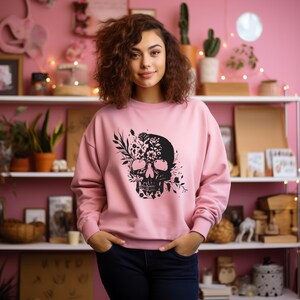 Floral Skull Unisex Heavy Blend™ Crewneck Sweatshirt