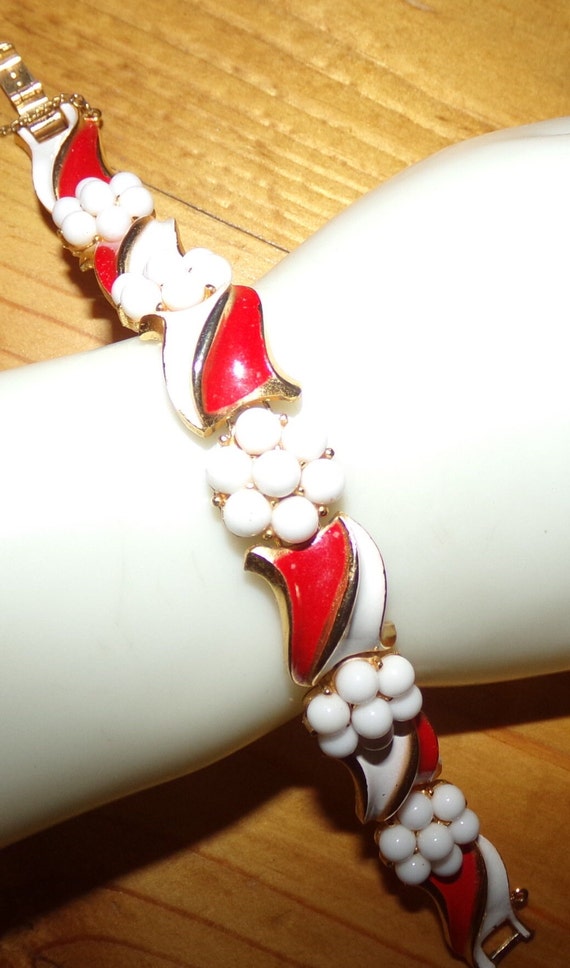 Stunning signed Crown Trifari enamel bracelet-Exc… - image 2