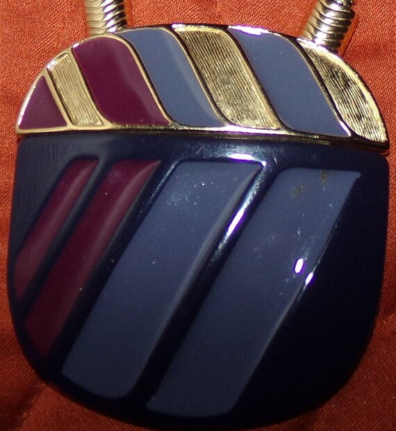 TRIFARI(C) enamel necklace-OMG!! View 3