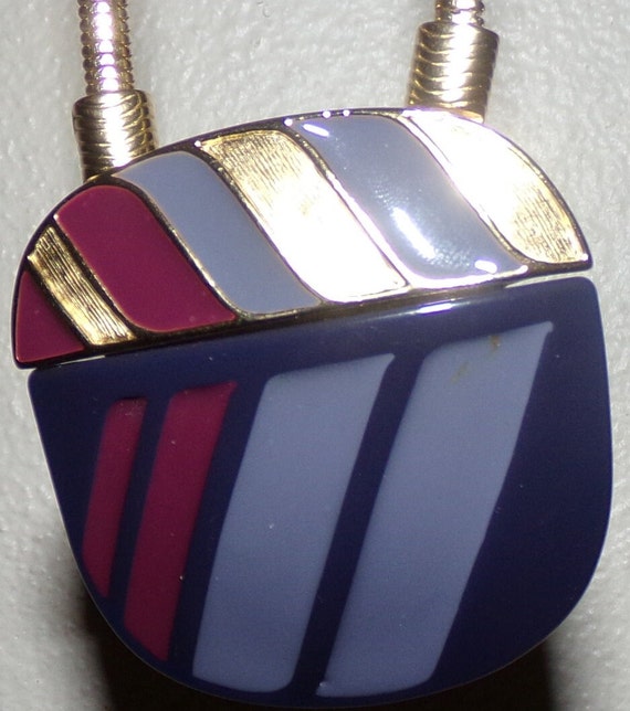 TRIFARI(C) enamel necklace-OMG!! View 2