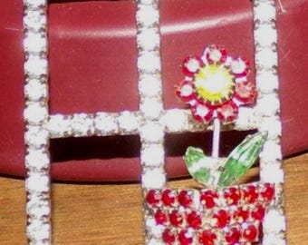 MINTY!!!    signed BAUER picture frame shaped pin with rhinestones