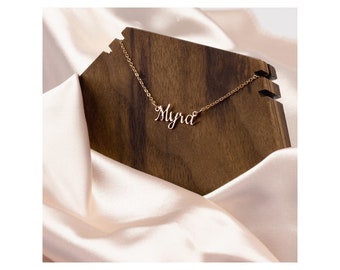 Simple & Elegant Name Necklace