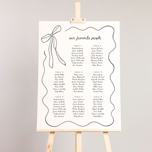 STOELENTABEL Receptie bewegwijzering kronkelende boog, afdrukbaar trouwtafelplan, bewerkbaar aangepast bord, canvassjabloon, bord Vind je stoel