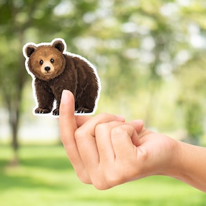 Sticker bébé ours brun | Sticker mignon animal de la forêt pour ordinateur portable, agenda et scrapbooking, décoration de chambre d'enfant, vinyle imperméable