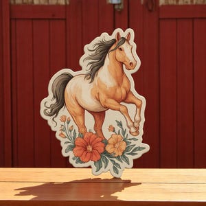 Pegatina de caballo en un parterre, decoración de pared natural, pegatina de caballo, decoración rústica para el hogar, regalo para amantes de los animales y la equitación.
