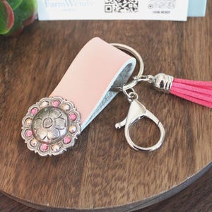 Concho Keychain - Etsy