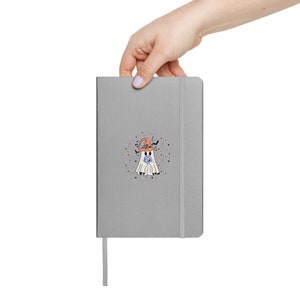 Cuaderno de tapa dura con ilustración de fantasma en sombrero de dibujos animados caprichosos