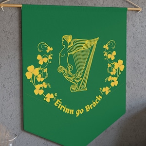 Banderín, Éirinn go Brách/Ireland Forever