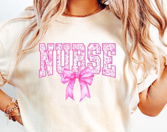 Chemise coquette pour infirmière, cadeau pour infirmière, chemise oversize à noeud, appréciation d'infirmière, cadeau pour infirmière, noeud rose