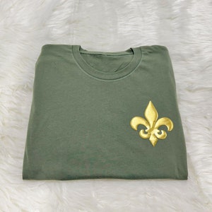 Mardi Gras Symbol 3D Puff Sweatshirt, Trendy Embossed Mardi Gras Puff Shirt, Trendy Mardi Beads Louisiana Festival Puff Shirt Outfit