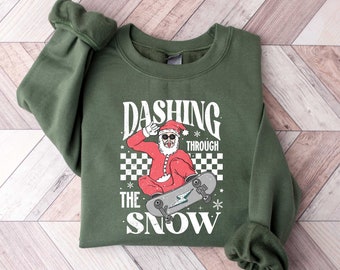 Corriendo por la nieve, camiseta divertida de Papá Noel, camiseta de Año Nuevo, sudadera navideña, camiseta navideña, camiseta para amantes de la Navidad, camiseta familiar navideña