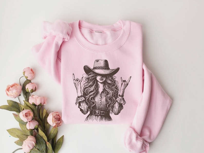 Cowgirl Shirt, Rodeo T-Shirt, Cowgirl Sweatshirt, Country Concert Sweater, Western Graphic Tee For Women, Western Crewneck bild 3