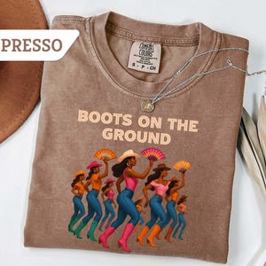 Comfort Colors®Boots On The Ground T-shirt, Where Them Fans At Shirt, County Line Dance Tee, Girl Grab Your Fans Shirt T-shirt Gift,Country