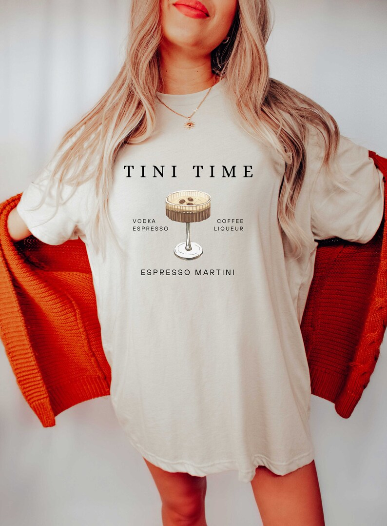 Espresso Martini Sweatshirt, Tini Time, Espresso Shirt, Espresso Martinis, Espresso Martini Top, Martini Lover Gift, Martinis Sweatshirt bild 6