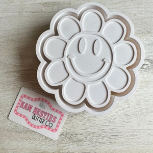 Smiley Daisy Freshie Silicone mold, Molds for Freshies, Aroma Beads Mold, Silicone Freshie Mold, Vent Clip freshie molds