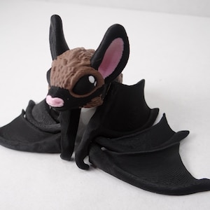 3D gedruckte bewegliche magnetische Fledermaus: Halloween-Dekor
