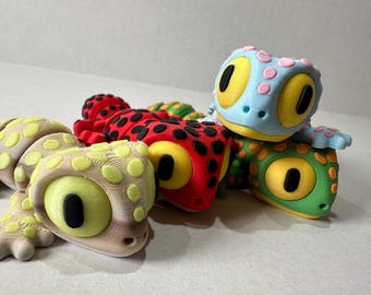 Figura decorativa articulada 3D de gecko leopardo con imanes.