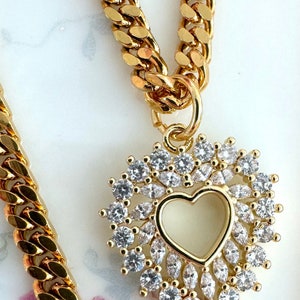 Collier pendentif coeur en or : breloque imitation diamant et rubis