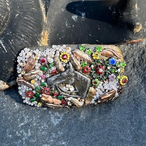 Mosaic Horse Cameo Belt Buckle
