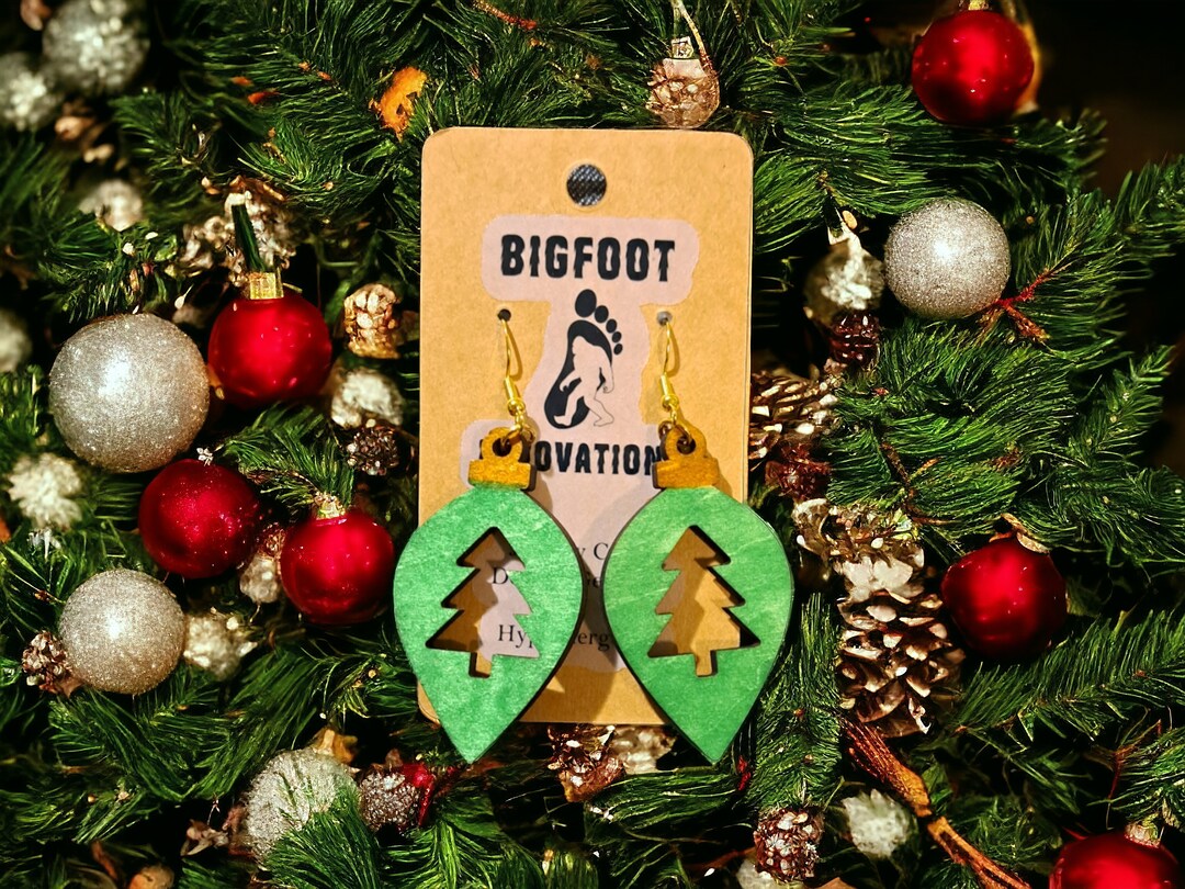 How To Change A Bulb On A Christmas Tree at Karen Jensen blog