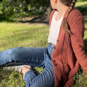 Long Cardigan for Women Knitting PATTERN / Quick Knit / Instant digital download in English
