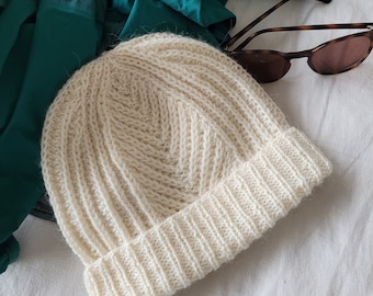 Women's or Men's knitting hat PATTERN / Merino Alpaca / Soft and Cozy / Instant PDF download in English and Spanish