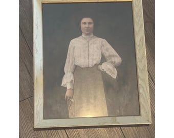 Antique Edwardian Portrait Photo Victorian Woman Lace Blouse Whitewash c1900