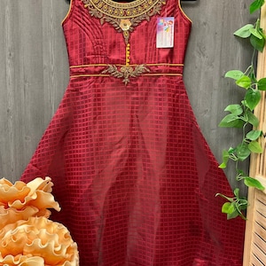 Kids  long dress size 30