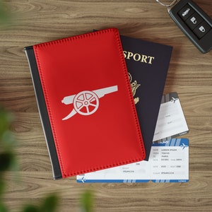 Arsenal-paspoortomslag: wit kanon op rood PU-leer, RFID-blokkering