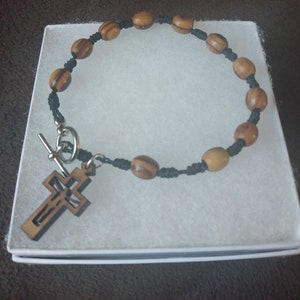 Olive-wood rosary bracelet