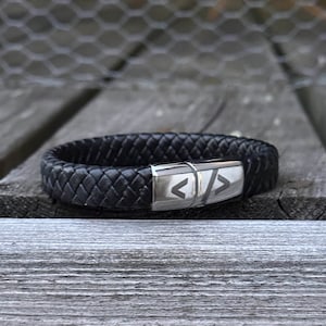 Läderarmband - Kommandoradsgränssnitt (CLI) - present till utvecklare | Flätad lädersnöre | Rustik design med bash-kommandoaccent.