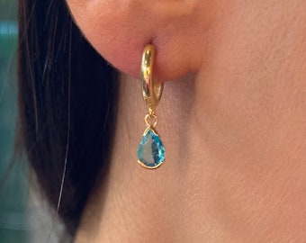 Boucles d'oreilles et collier topaze bleue suisse sur argent plaqué or 14 carats, HG231T