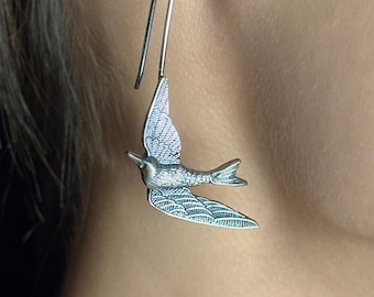 Boucles d'oreilles colibri très détaillées sur argent oxydé, HG227